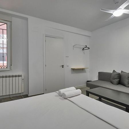 Nunez De Arce Habitaciones Madrid Exteriör bild