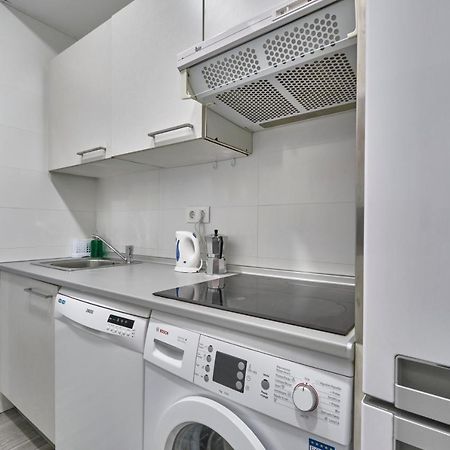 Nunez De Arce Habitaciones Madrid Exteriör bild